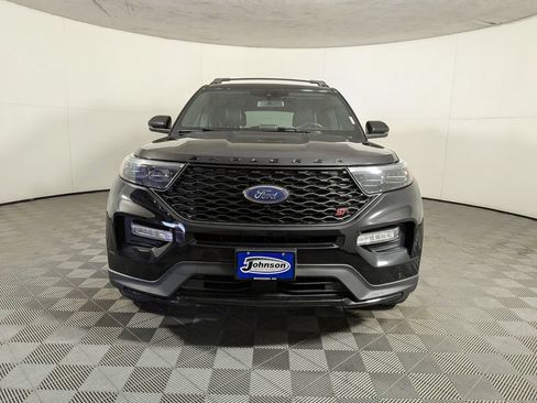 Used 2021 Ford Explorer ST w/ Equipment Group 401A AWD/4WD image 2