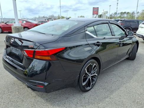 Certified 2024 Nissan Altima 2.5 SR w/ SR Premium Package FWD image 15
