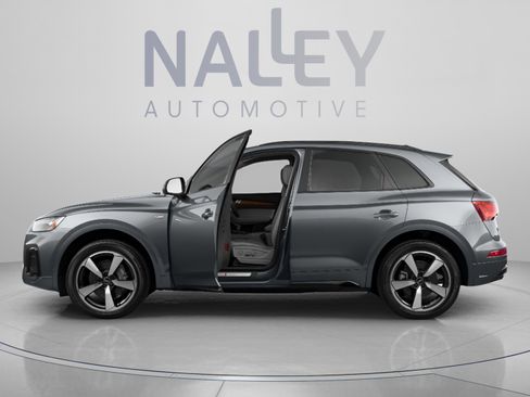 Used 2023 Audi Q5 2.0T Premium Plus w/ Premium Plus Package AWD/4WD image 2
