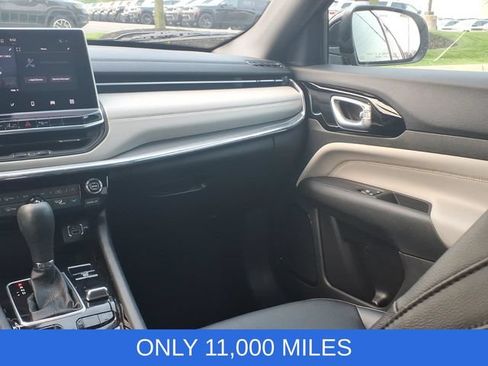 Used 2024 Jeep Compass Limited AWD/4WD image 12
