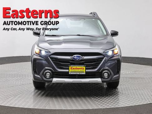 Used 2023 Subaru Outback Limited AWD/4WD image 2