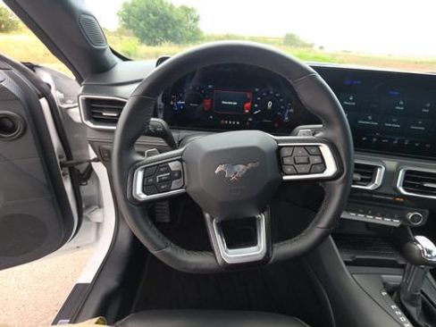 Used 2024 Ford Mustang GT Premium RWD image 21