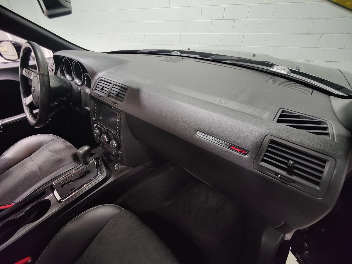 Used 2009 Dodge Challenger SRT8 w/ SRT Option Group II RWD image 15
