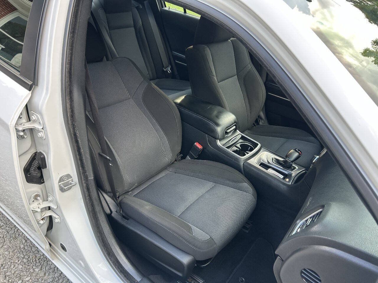 Used 2021 Dodge Charger SXT AWD/4WD image 21