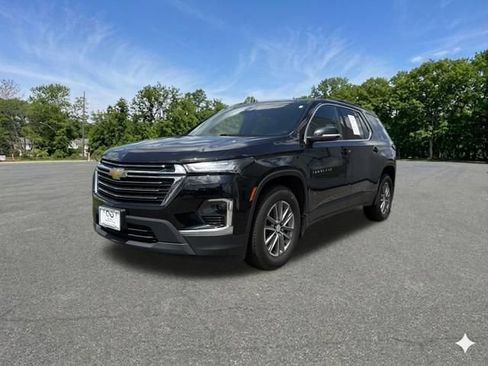 Used 2023 Chevrolet Traverse LT w/ LPO, Floor Liner Package AWD/4WD image 4
