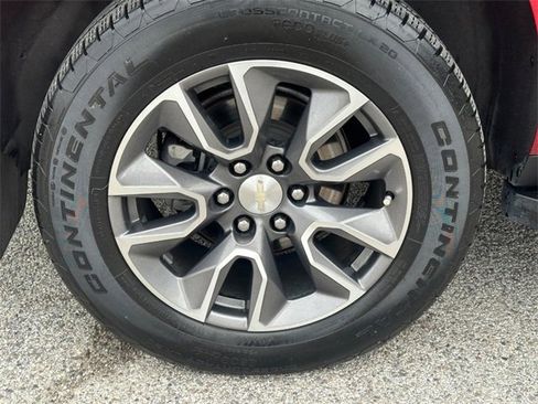 Used 2022 Chevrolet Tahoe LT w/ LT Signature Plus Package image 6