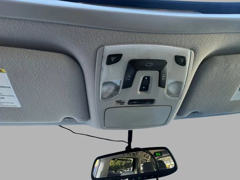 Used 2011 Toyota Sienna XLE w/ XLE Navigation Pkg FWD image 70