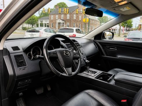 Used 2012 MAZDA CX-9 Touring w/ Moonroof & Bose Audio Pkg AWD/4WD image 10