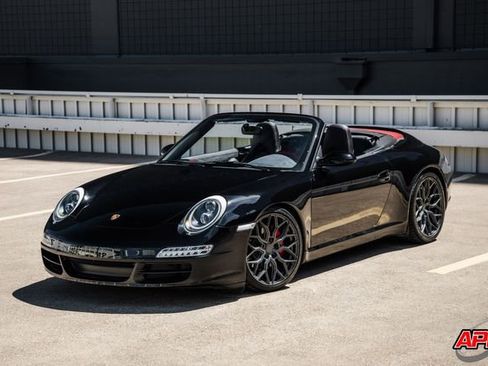 Used 2005 Porsche 911 Carrera S image 36