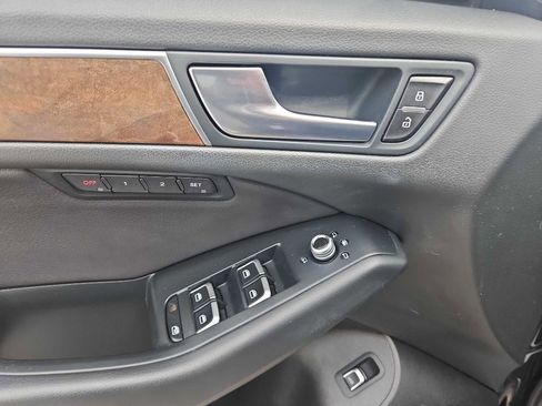 Used 2016 Audi Q5 2.0T Premium Plus w/ Technology Package image 11