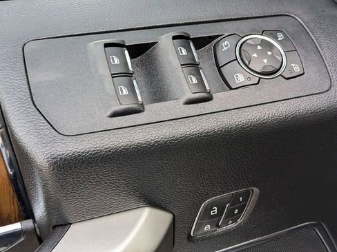 Used 2019 Ford F150 Lariat w/ Equipment Group 502A Luxury image 15