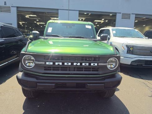 Used 2025 Ford Bronco Big Bend AWD/4WD image 2