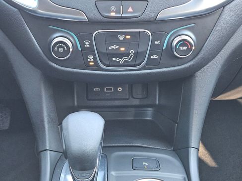 Used 2024 Chevrolet Equinox LT image 13