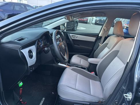 Used 2019 Toyota Corolla LE image 38