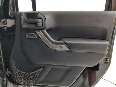 Used 2014 Jeep Wrangler Unlimited Sport w/ Quick Order Package 24S AWD/4WD image 25