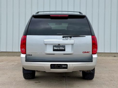 Used 2013 GMC Yukon XL SLT AWD/4WD image 5