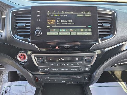 Used 2022 Honda Pilot Touring image 22