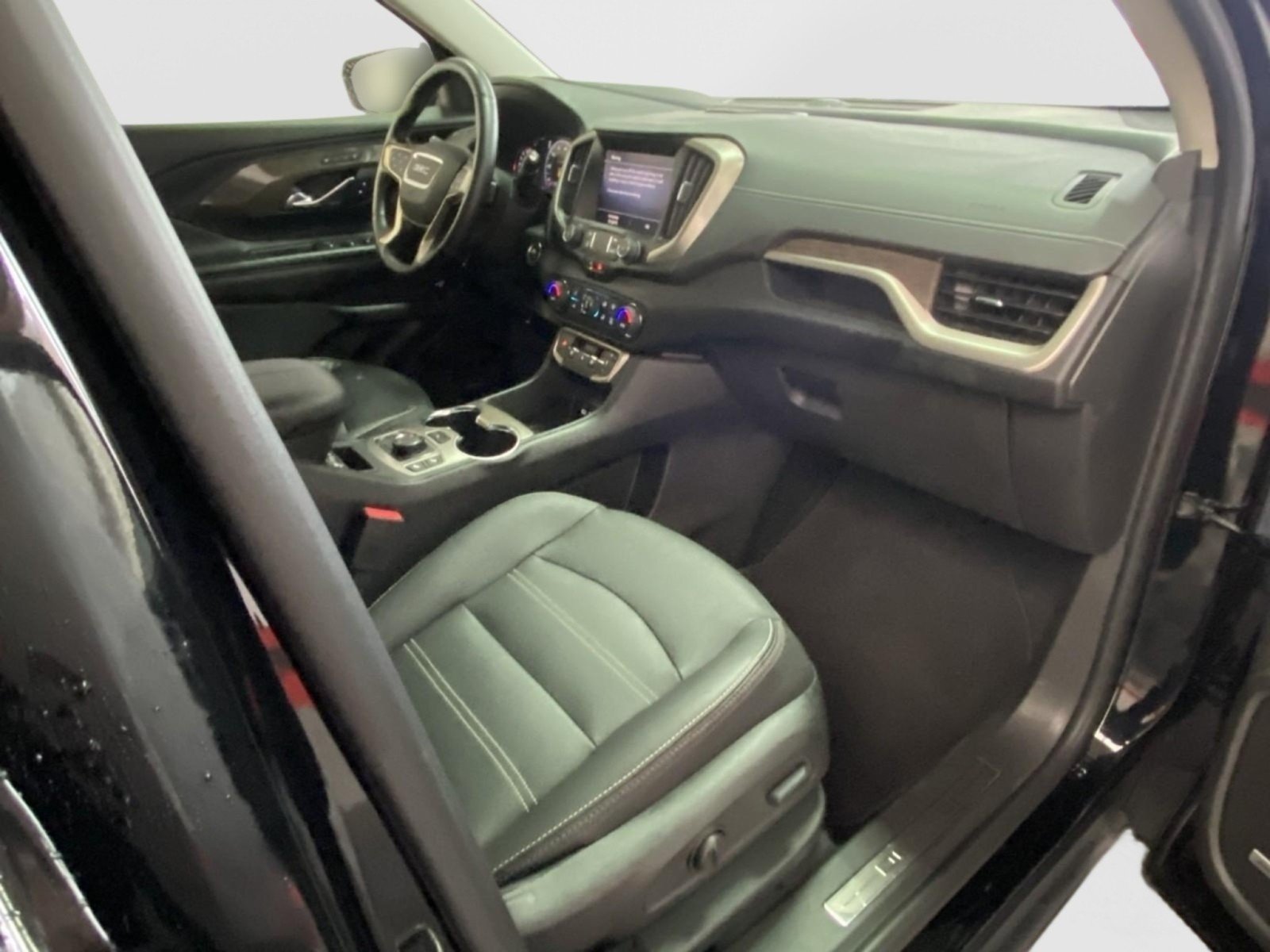 Used 2023 GMC Terrain Denali AWD/4WD image 8