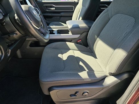 Used 2022 RAM 1500 Big Horn AWD/4WD image 33