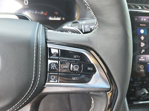 Used 2024 Jeep Grand Cherokee L Overland w/ Advanced Protech Group III image 50