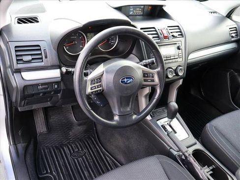 Used 2014 Subaru Forester 2.5i Premium w/ Popular Package #2 AWD/4WD image 10
