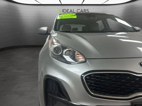 Used 2020 Kia Sportage LX FWD image 29