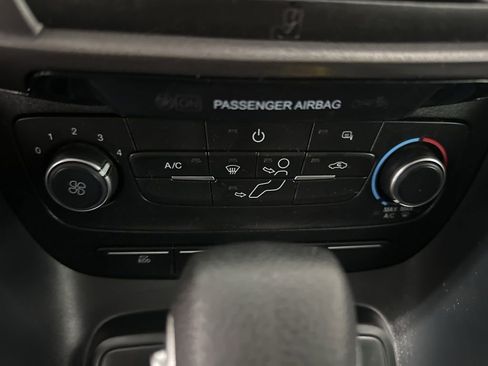 Used 2020 Ford Transit Connect XL FWD image 16