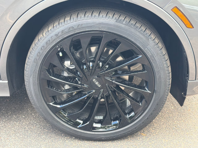 New 2027 Lincoln Aviator Reserve w/ Luxury Package RWD image 12