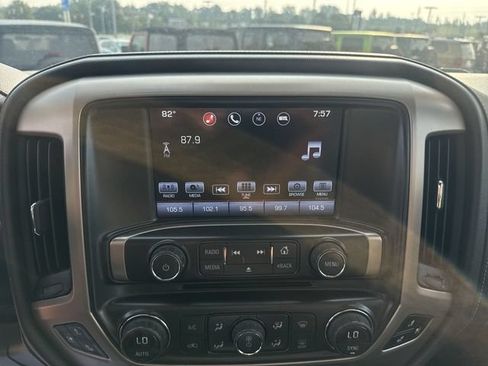 Used 2016 GMC Sierra 2500 Denali w/ Duramax Plus Package AWD/4WD image 17