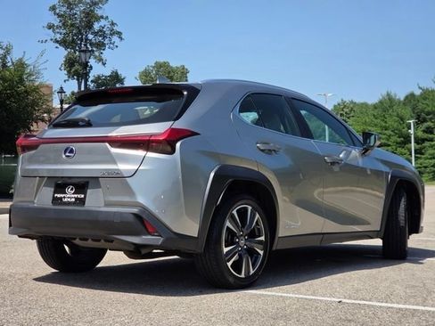 Used 2021 Lexus UX 250h w/ Accessory Package (Z1) AWD/4WD image 26