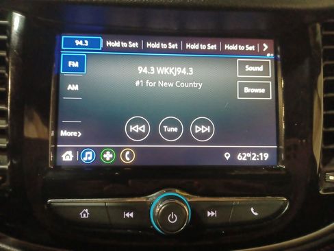 Used 2020 Chevrolet Trax LS image 12