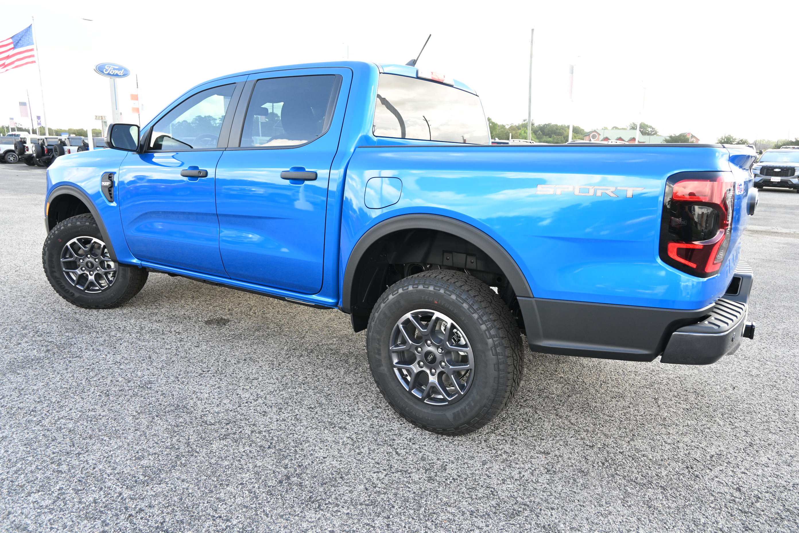 New 2026 Ford Ranger XLT w/ Trailer Tow Package RWD image 6