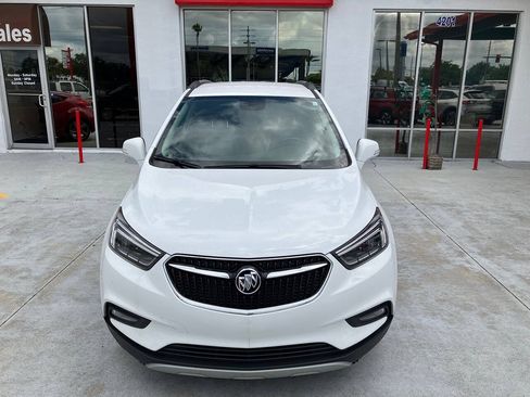 Used 2020 Buick Encore Essence FWD image 8