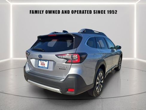 Certified 2025 Subaru Outback Touring w/ Tech Package 3 image 3
