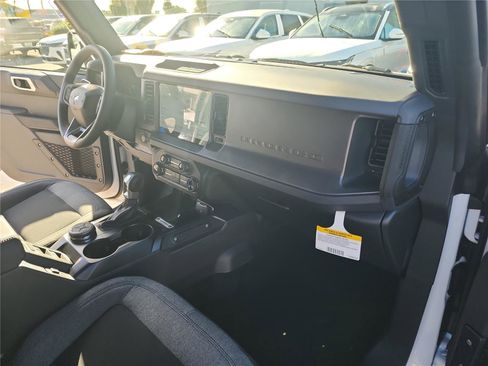 New 2025 Ford Bronco image 24