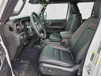 New 2026 Jeep Gladiator Rubicon AWD/4WD video 3