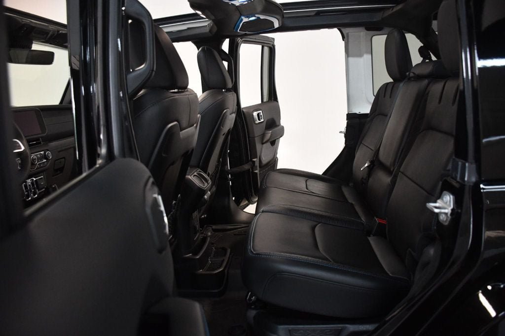 Used 2024 Jeep Wrangler High Altitude AWD/4WD image 35