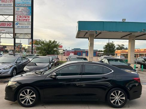 Used 2016 Acura TLX FWD image 2