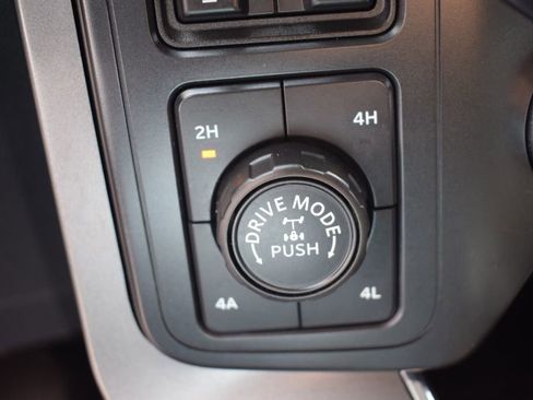 Used 2021 Ford F150 Lariat w/ Equipment Group 502A High AWD/4WD image 24