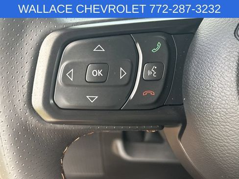 Used 2024 Jeep Gladiator Mojave w/ Convenience Group AWD/4WD image 18