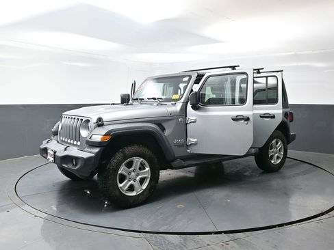 Used 2020 Jeep Wrangler Unlimited Sport S AWD/4WD image 54