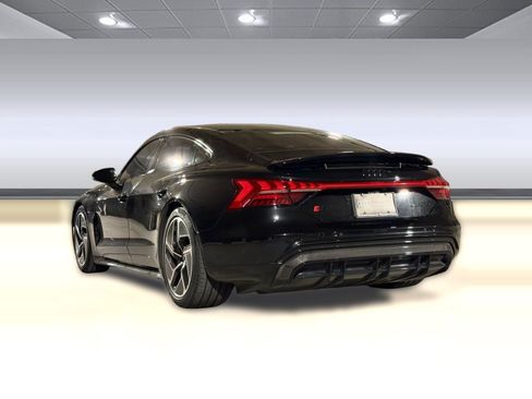 Used 2024 Audi RS e-tron GT w/ Carbon Performance Package AWD/4WD image 3