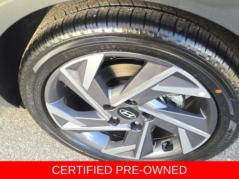 Used 2026 Hyundai Elantra Limited FWD image 33