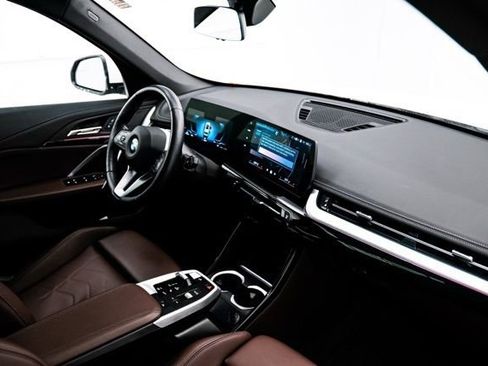 Used 2025 BMW X1 xDrive28i image 15