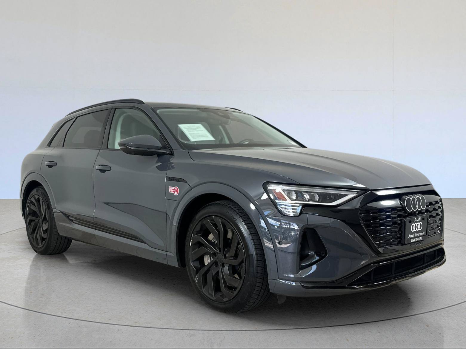 Used 2024 Audi Q8 e-tron Premium Plus w/ Premium Plus Package AWD/4WD image 8