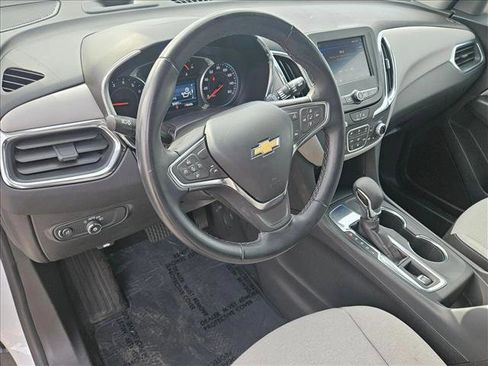 Used 2024 Chevrolet Equinox LT FWD image 10
