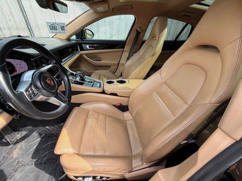 Used 2018 Porsche Panamera 4S w/ Premium Package Plus AWD/4WD image 19