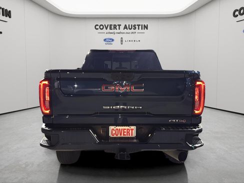 Used 2023 GMC Sierra 2500 AT4 w/ AT4 Premium Plus Package image 4