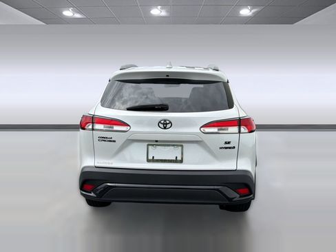 Used 2024 Toyota Corolla Cross AWD Hybrid image 10