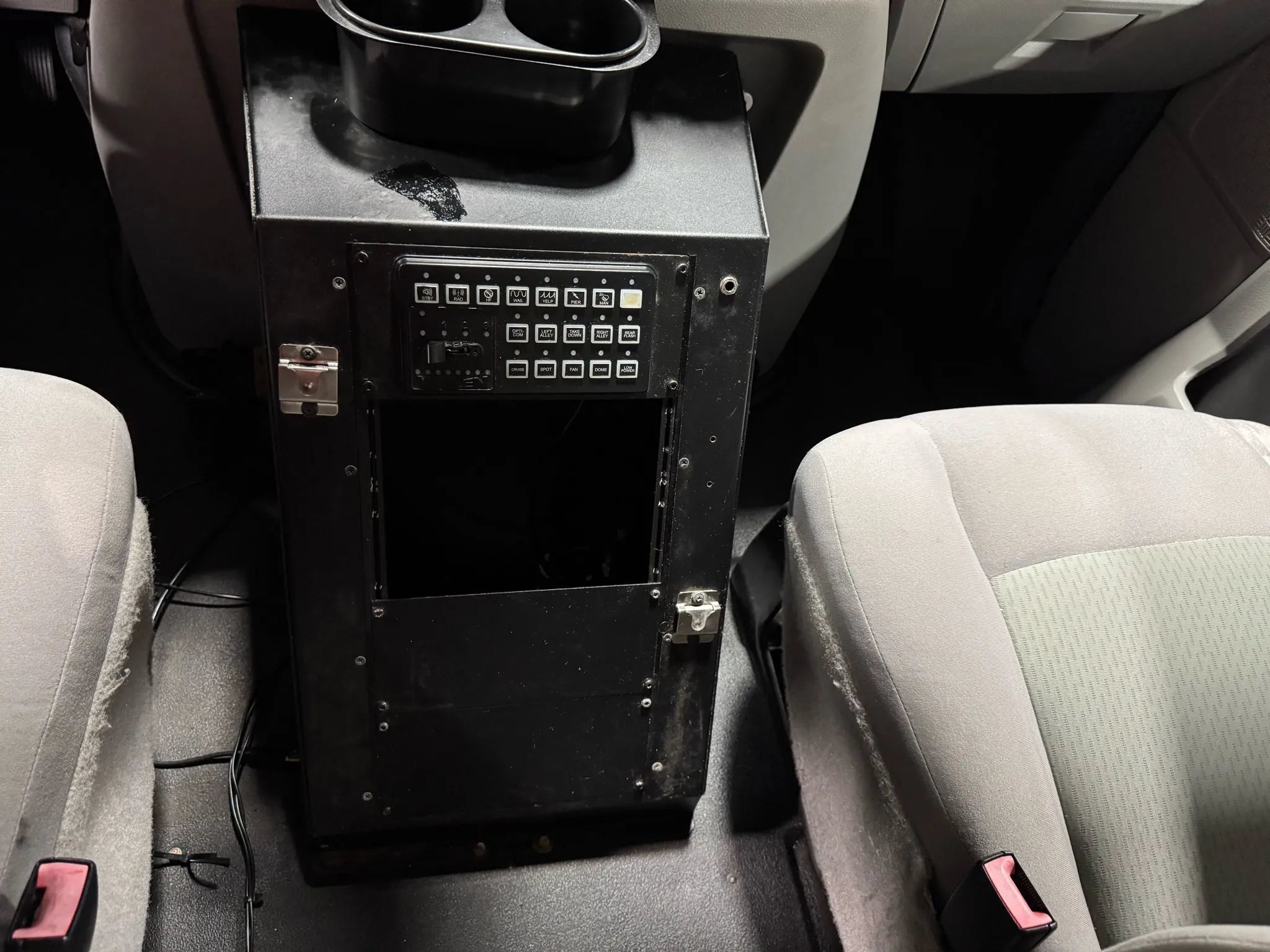 Used 2012 Ford E-350 and Econoline 350 Extended Super Duty w/ PWR Group RWD image 53